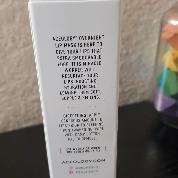 Anthropologie beauty brand: Aceology overnight lip mask - Picture 2 of 3